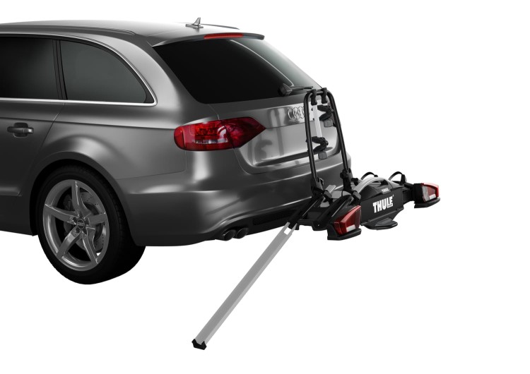 Thule_VeloCompact_2Rowery_BagażnikRowerowy_Aluminium_Velokids_Rampa.jpg
