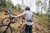 Thule_Rail_0L_TRHP200_DarkSlate_Pas_Biodrowy_Velokids_Life1.jpg
