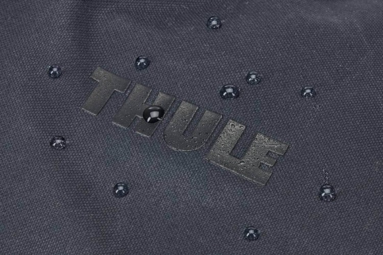 Thule_Aion_TATB140_Black_1_Iso_3204723_Plecak_40L_Czarny_Velokids_Materiał.jpg