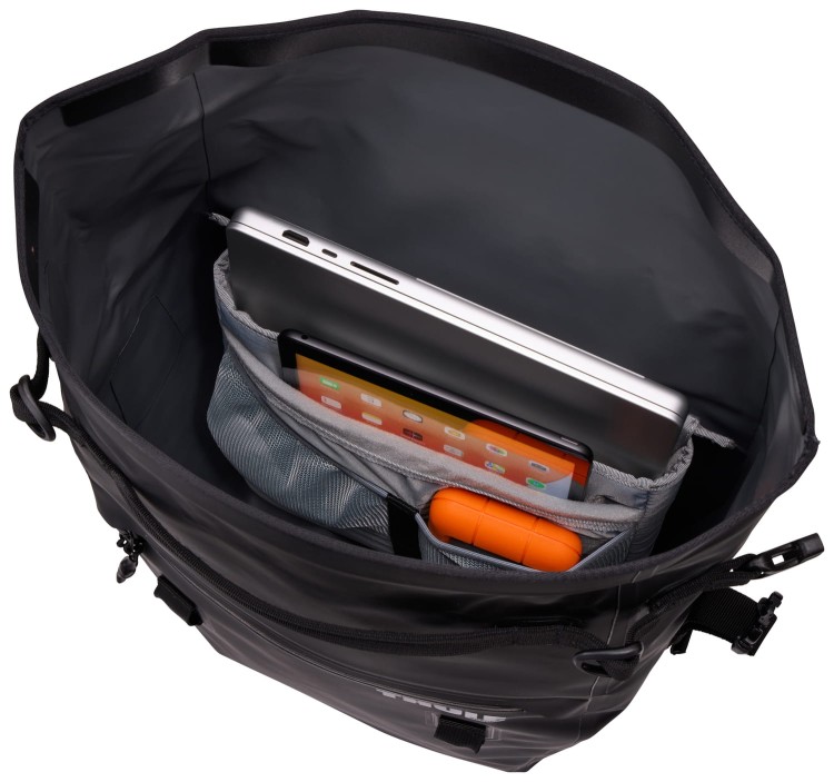 Small-Thule_Shield_TSP2122_Black_FS_04_3204916.jpg