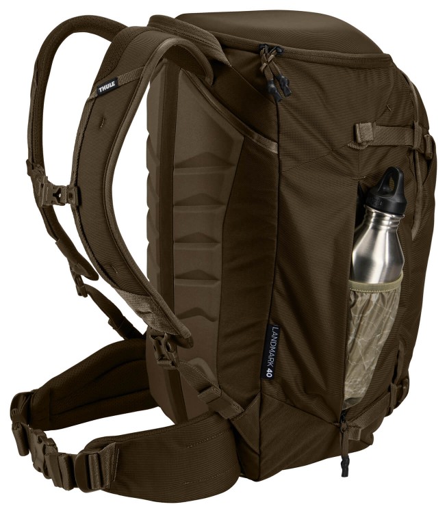 Small-Thule_Landmark_TLPM240_DeepKhaki_FS_07_3205310.jpg