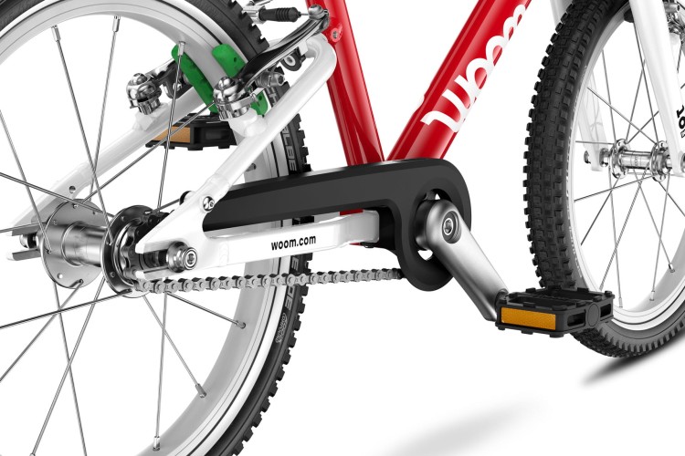 GO 3_Chainguard_woom red_Detail.jpg