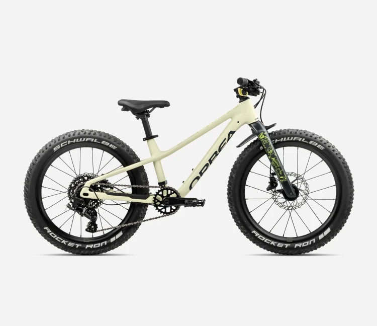 U005TTCC-J1-SIDE-KIMU_20_H10_over.webp