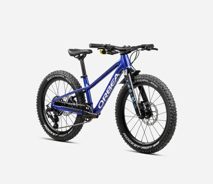 U005TTCC-J3-FRONT-KIMU_20_H10_over.webp