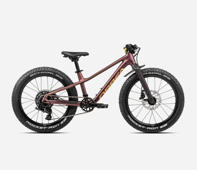 U005TTCC-J4-SIDE-KIMU_20_H10_over.webp