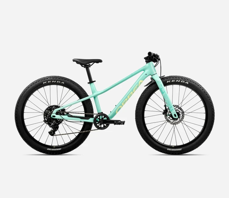U007TTCC-J5-SIDE-KIMU_24_H20_over.webp