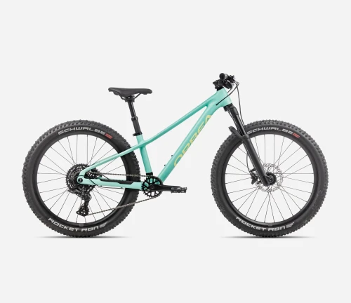 U009TTCC-J5-SIDE-KIMU_24_H10_TR_over.webp