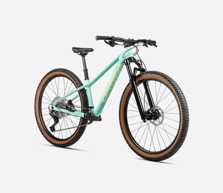 U012TTCC-J5-FRONT-KIMU_27_H10_over.webp